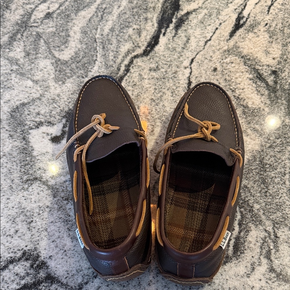 Men’s LL Bean Brown Leather Slippers Size 11